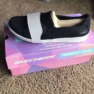 Skechers Memory Foam